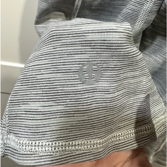 Lululemon Dancing Warrior Strappy Luon Yoga Tank size 4 built-in bra - Picture 7 of 11